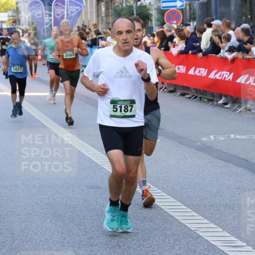 07.09.2025 - BARMER Alsterlauf Strokosch-Dieckow http://msf.ph/oto/8724267 07.09.2025 09:49:50 Ziel 2301, 2484, 2629, 2906, 2912, 3030, 3032, 3404, 3579, 3819, 4043, 4308, 4326, 4924, 5215, 5372, 5428, 5460, 5470, 5722, 5812, 6311, 8262, 8377, 8418, 8419 meine-sportfotos.de