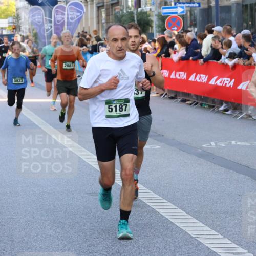 07.09.2025 - BARMER Alsterlauf Strokosch-Dieckow http://msf.ph/oto/8724273 07.09.2025 09:49:50 Ziel 2301, 2484, 2629, 2906, 2912, 3030, 3032, 3404, 3579, 3819, 4043, 4308, 4326, 4924, 5215, 5372, 5428, 5460, 5470, 5722, 5812, 6311, 8262, 8377, 8418, 8419 meine-sportfotos.de