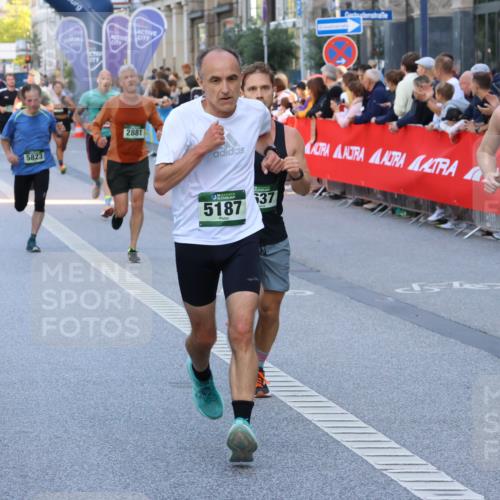 07.09.2025 - BARMER Alsterlauf Strokosch-Dieckow http://msf.ph/oto/8724277 07.09.2025 09:49:50 Ziel 2301, 2484, 2629, 2906, 2912, 3030, 3032, 3404, 3579, 3819, 4043, 4308, 4326, 4924, 5215, 5372, 5428, 5460, 5470, 5722, 5812, 6311, 8262, 8377, 8418, 8419 meine-sportfotos.de