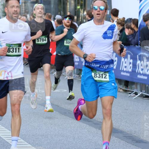 07.09.2025 - BARMER Alsterlauf Strokosch-Dieckow http://msf.ph/oto/8724285 07.09.2025 09:49:45 Ziel 2301, 2484, 2629, 2918, 3030, 3032, 3404, 3579, 3819, 4043, 4308, 4326, 4426, 4535, 4826, 4924, 5091, 5230, 5428, 5460, 5722, 6290, 6311, 8262, 8377, 8418, 8419 meine-sportfotos.de