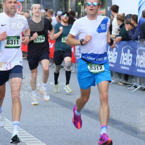 07.09.2025 - BARMER Alsterlauf Strokosch-Dieckow http://msf.ph/oto/8724287 07.09.2025 09:49:45 Ziel 2301, 2484, 2629, 2918, 3030, 3032, 3404, 3579, 3819, 4043, 4308, 4326, 4426, 4535, 4826, 4924, 5091, 5230, 5428, 5460, 5722, 6290, 6311, 8262, 8377, 8418, 8419 meine-sportfotos.de