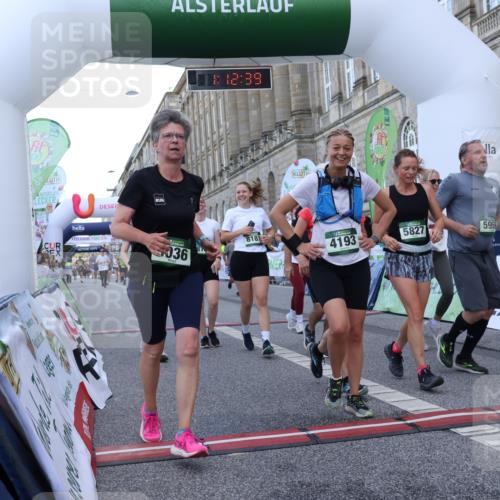 07.09.2025 - BARMER Alsterlauf Strokosch-Dieckow http://msf.ph/oto/8724294 07.09.2025 10:12:37 Ziel 2171, 2200, 2599, 2995, 3036, 3444, 3445, 3446, 4193, 4264, 4899, 5410, 5813, 5827, 5911, 5956, 6323, 8181, 8182, 8498 meine-sportfotos.de