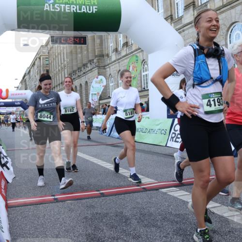 07.09.2025 - BARMER Alsterlauf Strokosch-Dieckow http://msf.ph/oto/8724298 07.09.2025 10:12:39 Ziel 2200, 2331, 2599, 2942, 2995, 3036, 3444, 3445, 3446, 4264, 5410, 5813, 5827, 5911, 5956, 6126, 6323, 8181, 8182, 8498 meine-sportfotos.de