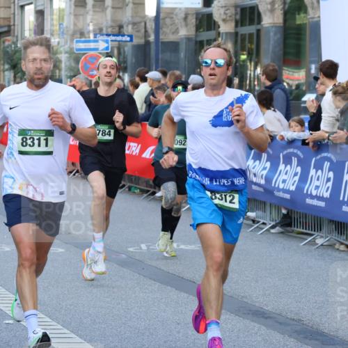 07.09.2025 - BARMER Alsterlauf Strokosch-Dieckow http://msf.ph/oto/8724301 07.09.2025 09:49:44 Ziel 2301, 2484, 2629, 2918, 3030, 3032, 3404, 3579, 3819, 4043, 4308, 4326, 4426, 4481, 4535, 4826, 4924, 5091, 5230, 5428, 5460, 5722, 6290, 8207, 8262, 8377, 8418, 8419 meine-sportfotos.de