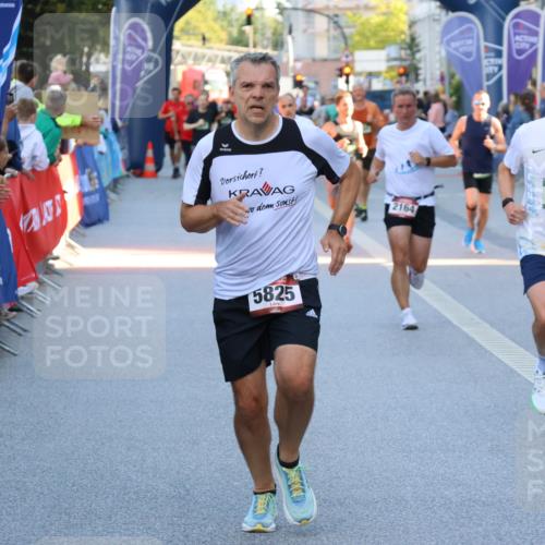 07.09.2025 - BARMER Alsterlauf Strokosch-Dieckow http://msf.ph/oto/8724304 07.09.2025 09:49:43 Ziel 2301, 2484, 2629, 2889, 2918, 3030, 3032, 3404, 3567, 3579, 4043, 4308, 4326, 4426, 4481, 4535, 4678, 4826, 4924, 5091, 5230, 5428, 5460, 5499, 5722, 6290, 8207, 8262, 8418, 8419 meine-sportfotos.de