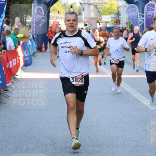 07.09.2025 - BARMER Alsterlauf Strokosch-Dieckow http://msf.ph/oto/8724313 07.09.2025 09:49:43 Ziel 2301, 2484, 2629, 2889, 2918, 3030, 3032, 3404, 3567, 3579, 4043, 4308, 4326, 4426, 4481, 4535, 4678, 4826, 4924, 5091, 5230, 5428, 5460, 5499, 5722, 6290, 8207, 8262, 8418, 8419 meine-sportfotos.de