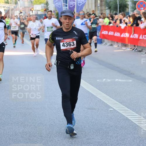 07.09.2025 - BARMER Alsterlauf Strokosch-Dieckow http://msf.ph/oto/8724319 07.09.2025 09:49:40 Ziel 1029, 2301, 2402, 2484, 2629, 2889, 2918, 3030, 3404, 3567, 3818, 4043, 4308, 4426, 4481, 4535, 4678, 4826, 5091, 5230, 5460, 5499, 6290, 8207, 8418 meine-sportfotos.de