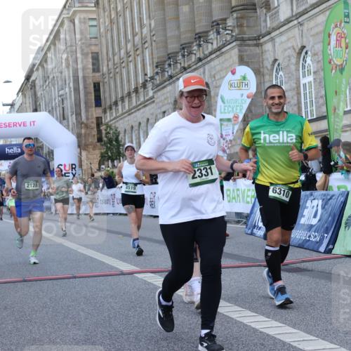 07.09.2025 - BARMER Alsterlauf Strokosch-Dieckow http://msf.ph/oto/8724320 07.09.2025 10:12:47 Ziel 2128, 2200, 2331, 2942, 3302, 3471, 3990, 4519, 4561, 4694, 5630, 6126, 6310, 8228, 8229 meine-sportfotos.de