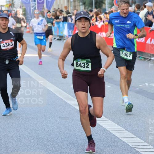 07.09.2025 - BARMER Alsterlauf Strokosch-Dieckow http://msf.ph/oto/8724325 07.09.2025 09:49:39 Ziel 1029, 2301, 2402, 2484, 2629, 2889, 2918, 3030, 3404, 3567, 3818, 4043, 4308, 4426, 4481, 4535, 4678, 4826, 5091, 5230, 5460, 5499, 5823, 6290, 8207, 8418 meine-sportfotos.de