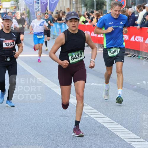 07.09.2025 - BARMER Alsterlauf Strokosch-Dieckow http://msf.ph/oto/8724340 07.09.2025 09:49:39 Ziel 1029, 2301, 2402, 2484, 2629, 2889, 2918, 3030, 3404, 3567, 3818, 4043, 4308, 4426, 4481, 4535, 4678, 4826, 5091, 5230, 5460, 5499, 5823, 6290, 8207, 8418 meine-sportfotos.de
