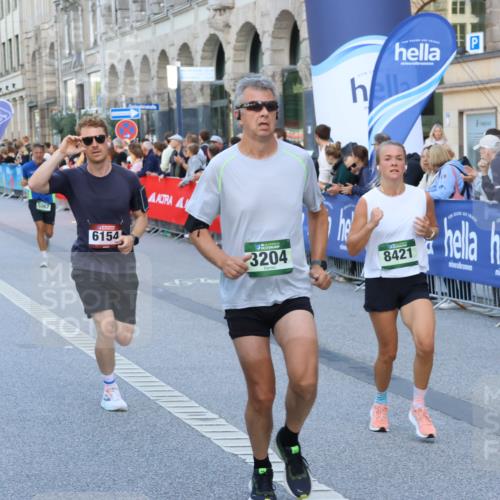 07.09.2025 - BARMER Alsterlauf Strokosch-Dieckow http://msf.ph/oto/8724342 07.09.2025 09:49:36 Ziel 1029, 2147, 2301, 2402, 2629, 2881, 2889, 2918, 3030, 3404, 3567, 3818, 4043, 4308, 4426, 4481, 4535, 4678, 4826, 5091, 5230, 5499, 5823, 6290, 8207, 8418 meine-sportfotos.de