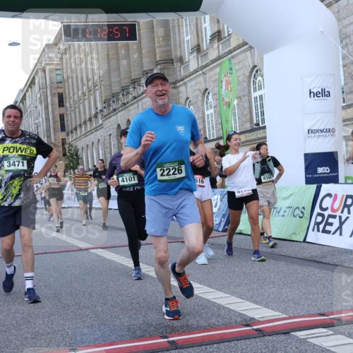 07.09.2025 - BARMER Alsterlauf Strokosch-Dieckow http://msf.ph/oto/8724343 07.09.2025 10:12:56 Ziel 2226, 3096, 3228, 3471, 3706, 3990, 4101, 4413, 4561, 4616, 4694, 4702, 4829, 5401, 5492, 6199, 6200, 8028, 8170 meine-sportfotos.de