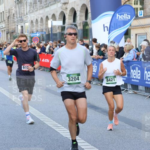 07.09.2025 - BARMER Alsterlauf Strokosch-Dieckow http://msf.ph/oto/8724345 07.09.2025 09:49:36 Ziel 1029, 2147, 2301, 2402, 2629, 2881, 2889, 2918, 3030, 3404, 3567, 3818, 4043, 4308, 4426, 4481, 4535, 4678, 4826, 5091, 5230, 5499, 5823, 6290, 8207, 8418 meine-sportfotos.de