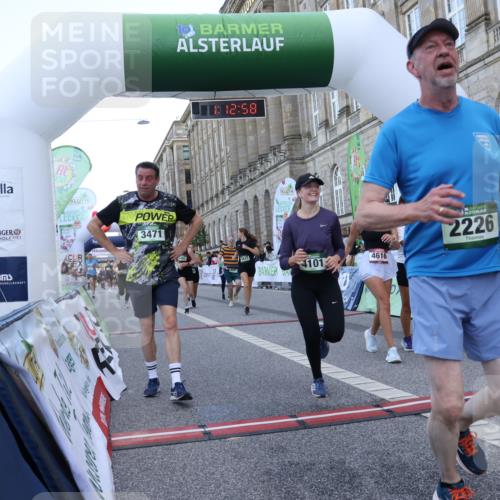 07.09.2025 - BARMER Alsterlauf Strokosch-Dieckow http://msf.ph/oto/8724346 07.09.2025 10:12:57 Ziel 2226, 3096, 3228, 3471, 3706, 3990, 4101, 4136, 4413, 4561, 4616, 4702, 4829, 5401, 5492, 6199, 6200, 8028, 8170 meine-sportfotos.de