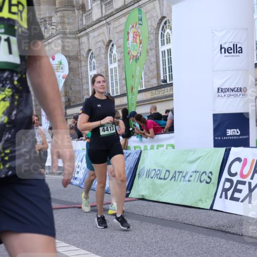 07.09.2025 - BARMER Alsterlauf Strokosch-Dieckow http://msf.ph/oto/8724350 07.09.2025 10:12:59 Ziel 2226, 3096, 3228, 3706, 3873, 4100, 4101, 4136, 4175, 4413, 4561, 4616, 4702, 4829, 5401, 5492, 6199, 6200, 8028, 8170 meine-sportfotos.de