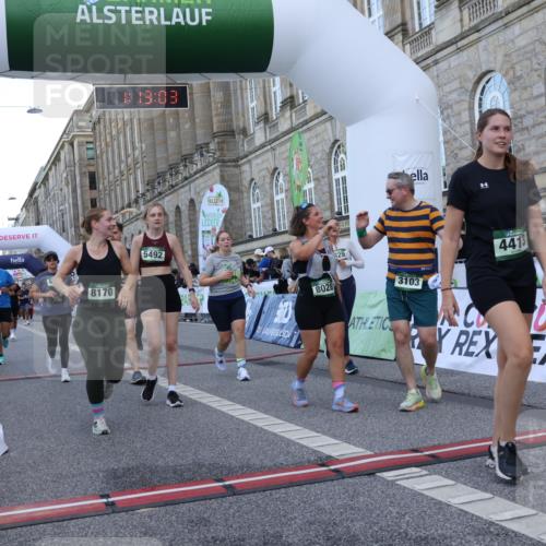 07.09.2025 - BARMER Alsterlauf Strokosch-Dieckow http://msf.ph/oto/8724356 07.09.2025 10:13:01 Ziel 3096, 3228, 3706, 3873, 4100, 4136, 4175, 4280, 4413, 4829, 5401, 5492, 6199, 6200, 8028, 8170 meine-sportfotos.de