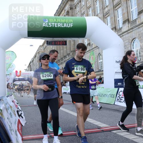 07.09.2025 - BARMER Alsterlauf Strokosch-Dieckow http://msf.ph/oto/8724368 07.09.2025 10:13:06 Ziel 3096, 3228, 3448, 3706, 3873, 3880, 3973, 4100, 4136, 4175, 4280, 4792, 5401, 5897, 6199, 6200 meine-sportfotos.de