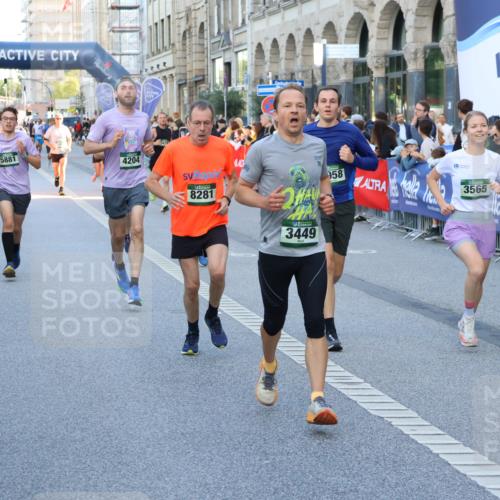 07.09.2025 - BARMER Alsterlauf Strokosch-Dieckow http://msf.ph/oto/8724412 07.09.2025 09:49:26 Ziel 1029, 2147, 2164, 2402, 2881, 2889, 3567, 3818, 4426, 4481, 4535, 4637, 4678, 5091, 5187, 5230, 5499, 5784, 5823, 5870, 8092, 8207, 8311, 8312 meine-sportfotos.de
