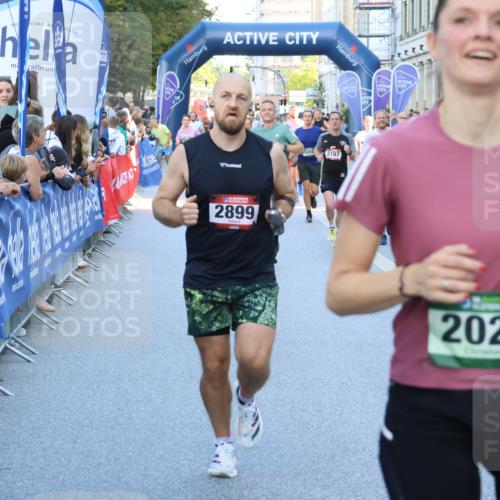 07.09.2025 - BARMER Alsterlauf Strokosch-Dieckow http://msf.ph/oto/8724463 07.09.2025 09:49:19 Ziel 2147, 2164, 2881, 4363, 4637, 5067, 5187, 5784, 5823, 5825, 5870, 8092, 8311, 8312, 8432 meine-sportfotos.de