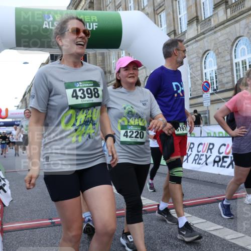 07.09.2025 - BARMER Alsterlauf Strokosch-Dieckow http://msf.ph/oto/8724493 07.09.2025 10:13:51 Ziel 2289, 2323, 2550, 3161, 3162, 3257, 3390, 3409, 3487, 3513, 3761, 3769, 3863, 4220, 4398, 5386, 5731, 5803, 5817, 5818, 6053, 8002, 8048 meine-sportfotos.de