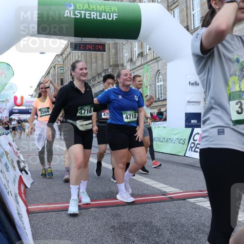 07.09.2025 - BARMER Alsterlauf Strokosch-Dieckow http://msf.ph/oto/8724535 07.09.2025 10:14:13 Ziel 2387, 2892, 3181, 3373, 3425, 3564, 3644, 3833, 4548, 4659, 4690, 4716, 4718, 4761, 4881, 4958, 5054, 5414, 5502, 5743, 6317, 6318, 8417 meine-sportfotos.de