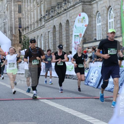 07.09.2025 - BARMER Alsterlauf Strokosch-Dieckow http://msf.ph/oto/8724541 07.09.2025 10:14:16 Ziel 2387, 2892, 3181, 3332, 3333, 3334, 3373, 3564, 3644, 3833, 4181, 4548, 4690, 4958, 5054, 5059, 5414, 5502, 5743, 6317, 6318, 8417 meine-sportfotos.de