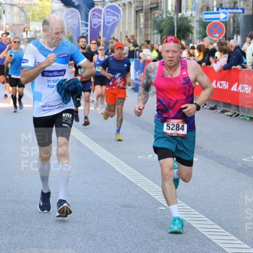 07.09.2025 - BARMER Alsterlauf Strokosch-Dieckow http://msf.ph/oto/8724564 07.09.2025 09:49:00 Ziel 2854, 2855, 2899, 2921, 3120, 3167, 3204, 3449, 3565, 3694, 4204, 4611, 4612, 4797, 5338, 5474, 5717, 5820, 5881, 5958, 6233, 6328, 8281, 8421 meine-sportfotos.de