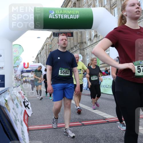 07.09.2025 - BARMER Alsterlauf Strokosch-Dieckow http://msf.ph/oto/8724565 07.09.2025 10:14:24 Ziel 2235, 2387, 2875, 2876, 2892, 3031, 3085, 3086, 3181, 3332, 3333, 3334, 3379, 4181, 4690, 5059, 5502, 5709, 6329, 6331 meine-sportfotos.de