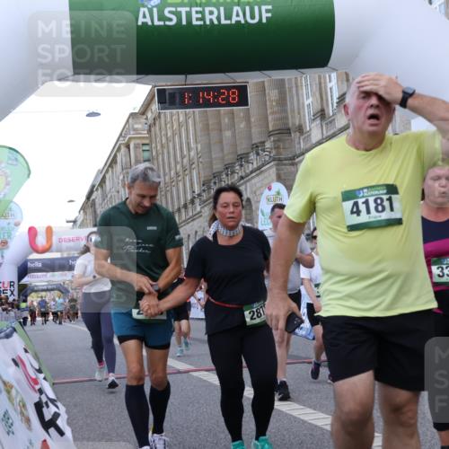 07.09.2025 - BARMER Alsterlauf Strokosch-Dieckow http://msf.ph/oto/8724567 07.09.2025 10:14:26 Ziel 2235, 2875, 2876, 3031, 3085, 3086, 3332, 3333, 3334, 3379, 4181, 5059, 5709, 5830, 6329, 6331 meine-sportfotos.de