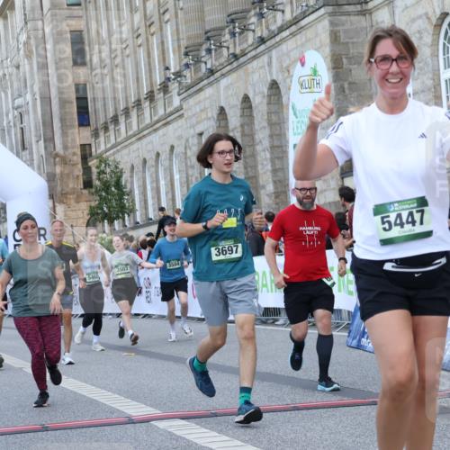 07.09.2025 - BARMER Alsterlauf Strokosch-Dieckow http://msf.ph/oto/8724585 07.09.2025 10:14:36 Ziel 2073, 2264, 3503, 3504, 3697, 3734, 3735, 4489, 4553, 4699, 5277, 5278, 5447, 5468, 5830, 6282, 6284, 8226 meine-sportfotos.de