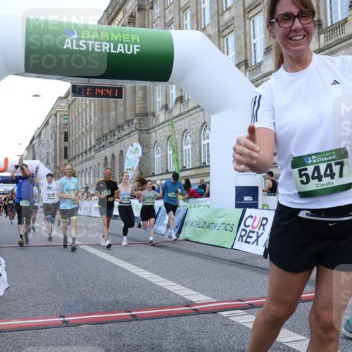 07.09.2025 - BARMER Alsterlauf Strokosch-Dieckow http://msf.ph/oto/8724597 07.09.2025 10:14:39 Ziel 2073, 2232, 2264, 2403, 3346, 3503, 3504, 3697, 3734, 3735, 4489, 4553, 4699, 5277, 5278, 5447, 5468, 6282, 6284, 8195, 8226 meine-sportfotos.de