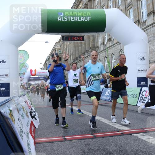 07.09.2025 - BARMER Alsterlauf Strokosch-Dieckow http://msf.ph/oto/8724605 07.09.2025 10:14:41 Ziel 2073, 2232, 2264, 2403, 2688, 3346, 3503, 3504, 3697, 3734, 3735, 4213, 4489, 4553, 4699, 5277, 5278, 5468, 6145, 6282, 6284, 8120, 8195, 8224, 8226 meine-sportfotos.de