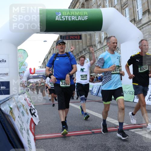 07.09.2025 - BARMER Alsterlauf Strokosch-Dieckow http://msf.ph/oto/8724606 07.09.2025 10:14:41 Ziel 2073, 2232, 2264, 2403, 2688, 3346, 3503, 3504, 3697, 3734, 3735, 4213, 4489, 4553, 4699, 5277, 5278, 5468, 6145, 6282, 6284, 8120, 8195, 8224, 8226 meine-sportfotos.de