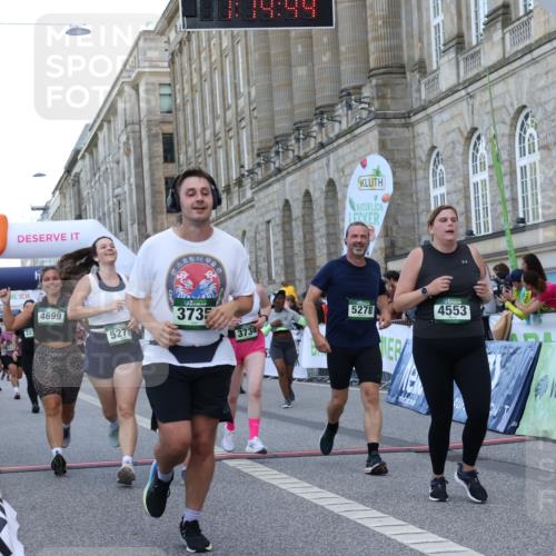07.09.2025 - BARMER Alsterlauf Strokosch-Dieckow http://msf.ph/oto/8724611 07.09.2025 10:14:42 Ziel 2073, 2232, 2264, 2403, 2688, 3236, 3346, 3503, 3504, 3734, 3735, 4213, 4489, 4553, 4699, 5277, 5278, 5468, 6145, 6165, 6282, 6284, 8101, 8120, 8195, 8224, 8226 meine-sportfotos.de