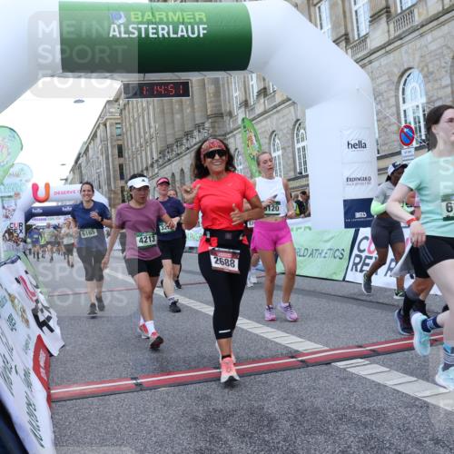 07.09.2025 - BARMER Alsterlauf Strokosch-Dieckow http://msf.ph/oto/8724638 07.09.2025 10:14:49 Ziel 2129, 2232, 2296, 2403, 2688, 2929, 2930, 3236, 3346, 3929, 4213, 5795, 6145, 6165, 6312, 6337, 8101, 8120, 8195, 8224, 8257 meine-sportfotos.de