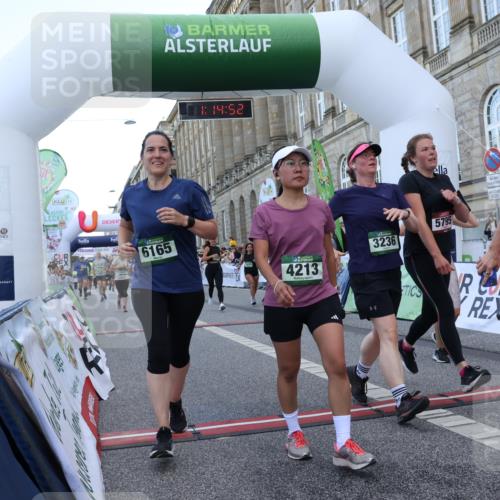 07.09.2025 - BARMER Alsterlauf Strokosch-Dieckow http://msf.ph/oto/8724645 07.09.2025 10:14:51 Ziel 2129, 2166, 2232, 2296, 2403, 2688, 2929, 2930, 3236, 3929, 4213, 5062, 5795, 6145, 6165, 6312, 6337, 8101, 8120, 8195, 8224, 8257 meine-sportfotos.de