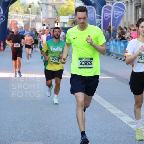 07.09.2025 - BARMER Alsterlauf Strokosch-Dieckow http://msf.ph/oto/8724653 07.09.2025 09:48:46 Ziel 2027, 2769, 2790, 2899, 2921, 2960, 3167, 3450, 3505, 3588, 4171, 4611, 4612, 4684, 5095, 5219, 5273, 5617, 5717, 5725, 5740, 5958, 6203, 6256, 8281, 8291, 8414 meine-sportfotos.de