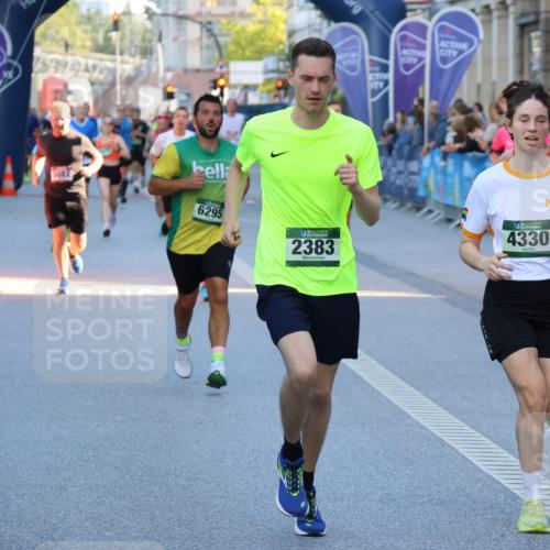 07.09.2025 - BARMER Alsterlauf Strokosch-Dieckow http://msf.ph/oto/8724659 07.09.2025 09:48:46 Ziel 2027, 2769, 2790, 2899, 2921, 2960, 3167, 3450, 3505, 3588, 4171, 4611, 4612, 4684, 5095, 5219, 5273, 5617, 5717, 5725, 5740, 5958, 6203, 6256, 8281, 8291, 8414 meine-sportfotos.de