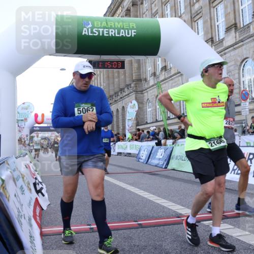07.09.2025 - BARMER Alsterlauf Strokosch-Dieckow http://msf.ph/oto/8724680 07.09.2025 10:15:02 Ziel 2166, 2225, 2712, 2873, 3851, 4108, 4364, 5062 meine-sportfotos.de