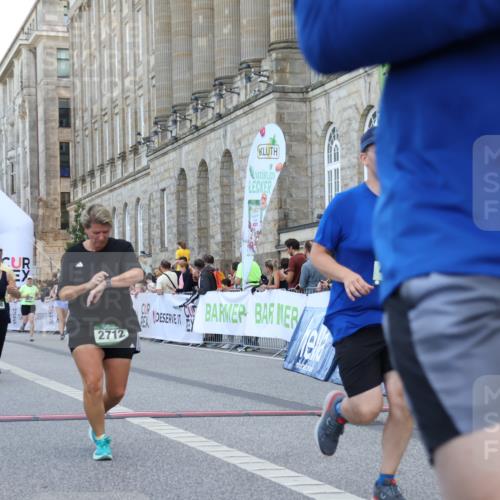 07.09.2025 - BARMER Alsterlauf Strokosch-Dieckow http://msf.ph/oto/8724681 07.09.2025 10:15:03 Ziel 2225, 2621, 2712, 2873, 3851, 4108, 4364, 4422 meine-sportfotos.de