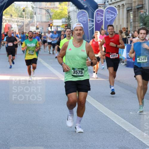 07.09.2025 - BARMER Alsterlauf Strokosch-Dieckow http://msf.ph/oto/8724692 07.09.2025 09:48:43 Ziel 2027, 2769, 2790, 2899, 2921, 2960, 3450, 3505, 3588, 4171, 4684, 5095, 5219, 5273, 5617, 5725, 5740, 6203, 6256, 8291, 8414 meine-sportfotos.de
