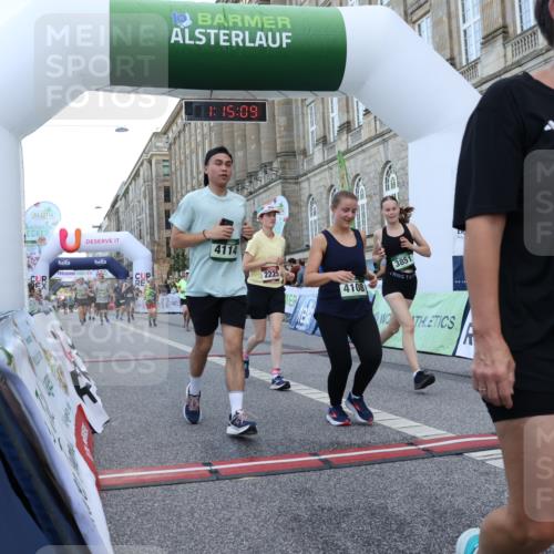 07.09.2025 - BARMER Alsterlauf Strokosch-Dieckow http://msf.ph/oto/8724694 07.09.2025 10:15:07 Ziel 2225, 2442, 2621, 2712, 2736, 3851, 4108, 4364, 4422, 4670, 4671, 4898, 8258 meine-sportfotos.de