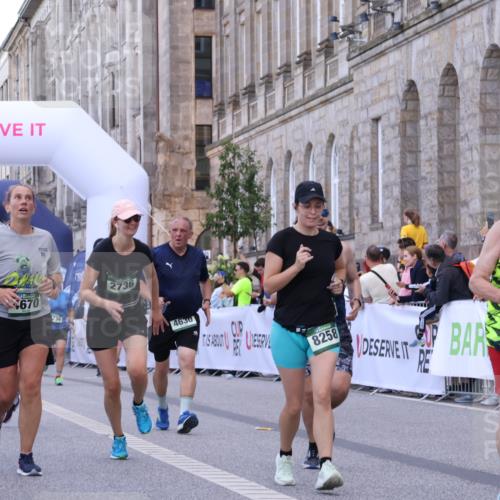 07.09.2025 - BARMER Alsterlauf Strokosch-Dieckow http://msf.ph/oto/8724706 07.09.2025 10:15:12 Ziel 2442, 2621, 2736, 3221, 3851, 4422, 4630, 4670, 4671, 4725, 4734, 4742, 4898, 5036, 6344, 8258 meine-sportfotos.de