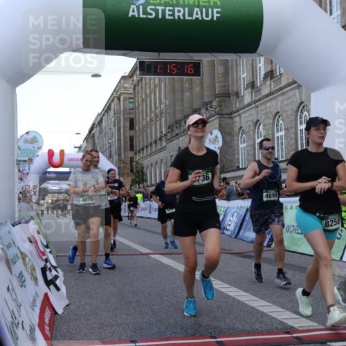 07.09.2025 - BARMER Alsterlauf Strokosch-Dieckow http://msf.ph/oto/8724717 07.09.2025 10:15:15 Ziel 2442, 2621, 2736, 2825, 3221, 4422, 4630, 4670, 4671, 4725, 4734, 4742, 4883, 4898, 5036, 6344, 8258, 8296 meine-sportfotos.de