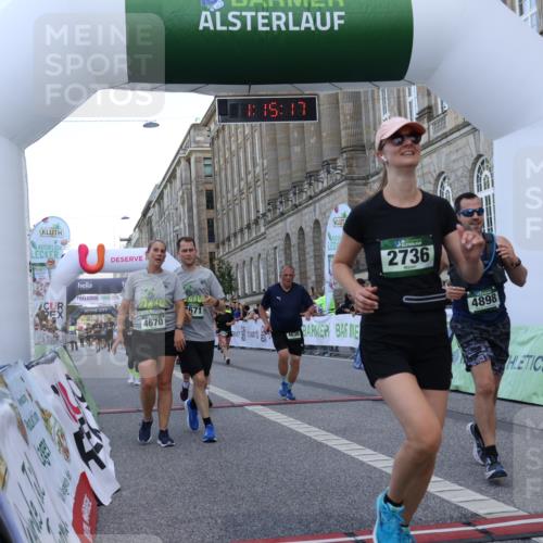 07.09.2025 - BARMER Alsterlauf Strokosch-Dieckow http://msf.ph/oto/8724718 07.09.2025 10:15:15 Ziel 2442, 2621, 2736, 2825, 3221, 4422, 4630, 4670, 4671, 4725, 4734, 4742, 4883, 4898, 5036, 6344, 8258, 8296 meine-sportfotos.de