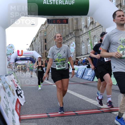 07.09.2025 - BARMER Alsterlauf Strokosch-Dieckow http://msf.ph/oto/8724728 07.09.2025 10:15:17 Ziel 2442, 2736, 2825, 3221, 4630, 4670, 4671, 4725, 4734, 4742, 4883, 4898, 5036, 6344, 8258, 8296 meine-sportfotos.de