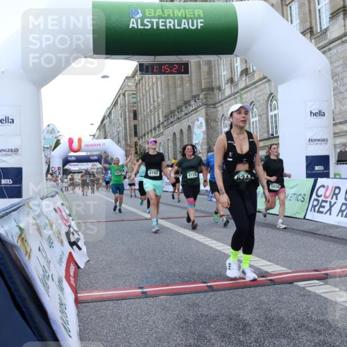 07.09.2025 - BARMER Alsterlauf Strokosch-Dieckow http://msf.ph/oto/8724733 07.09.2025 10:15:19 Ziel 2736, 2825, 3221, 3455, 3466, 4630, 4671, 4725, 4734, 4742, 4883, 4898, 5036, 6344, 8296 meine-sportfotos.de