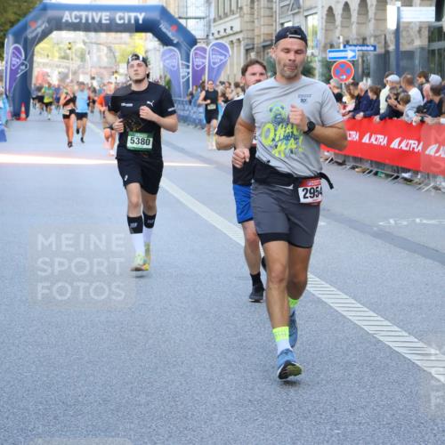 07.09.2025 - BARMER Alsterlauf Strokosch-Dieckow http://msf.ph/oto/8724734 07.09.2025 09:48:29 Ziel 2253, 2324, 2383, 2552, 2941, 2960, 3587, 3983, 4330, 4349, 4471, 4511, 5082, 5219, 5273, 5284, 5900, 6256, 6295, 8102, 8291, 8422 meine-sportfotos.de