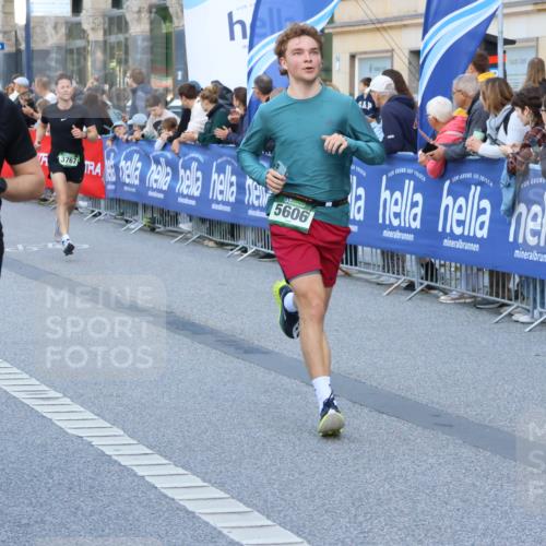 07.09.2025 - BARMER Alsterlauf Strokosch-Dieckow http://msf.ph/oto/8724784 07.09.2025 09:48:23 Ziel 2253, 2324, 2383, 2552, 2941, 3501, 3544, 3575, 3587, 3983, 4330, 4349, 4471, 4511, 4530, 4870, 5082, 5284, 5900, 6295, 8102, 8422 meine-sportfotos.de