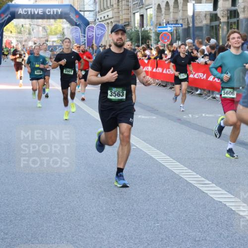 07.09.2025 - BARMER Alsterlauf Strokosch-Dieckow http://msf.ph/oto/8724787 07.09.2025 09:48:22 Ziel 2253, 2324, 2383, 2552, 2941, 3501, 3544, 3575, 3587, 3983, 4330, 4349, 4471, 4511, 4530, 4870, 5082, 5284, 5900, 6295, 8102, 8422 meine-sportfotos.de